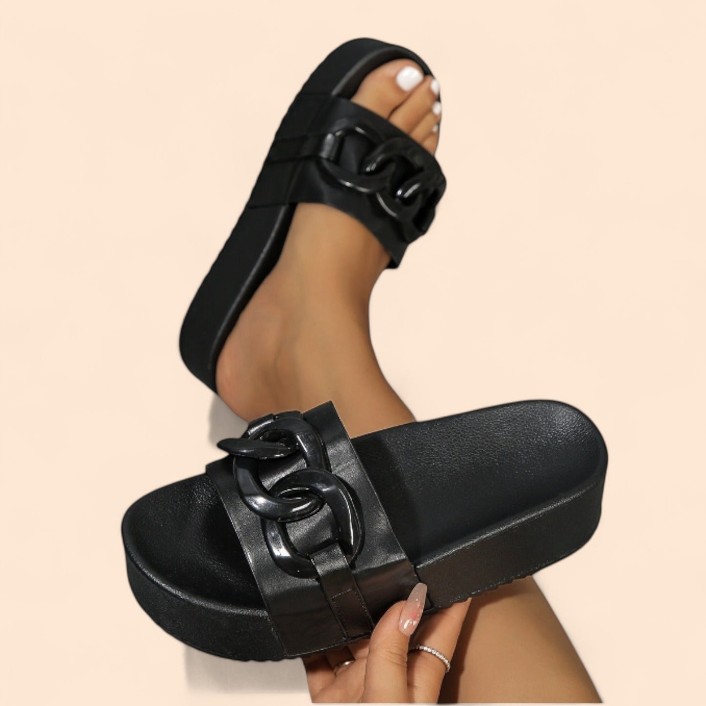 Chanclas Negras Plataforma Urban Chain