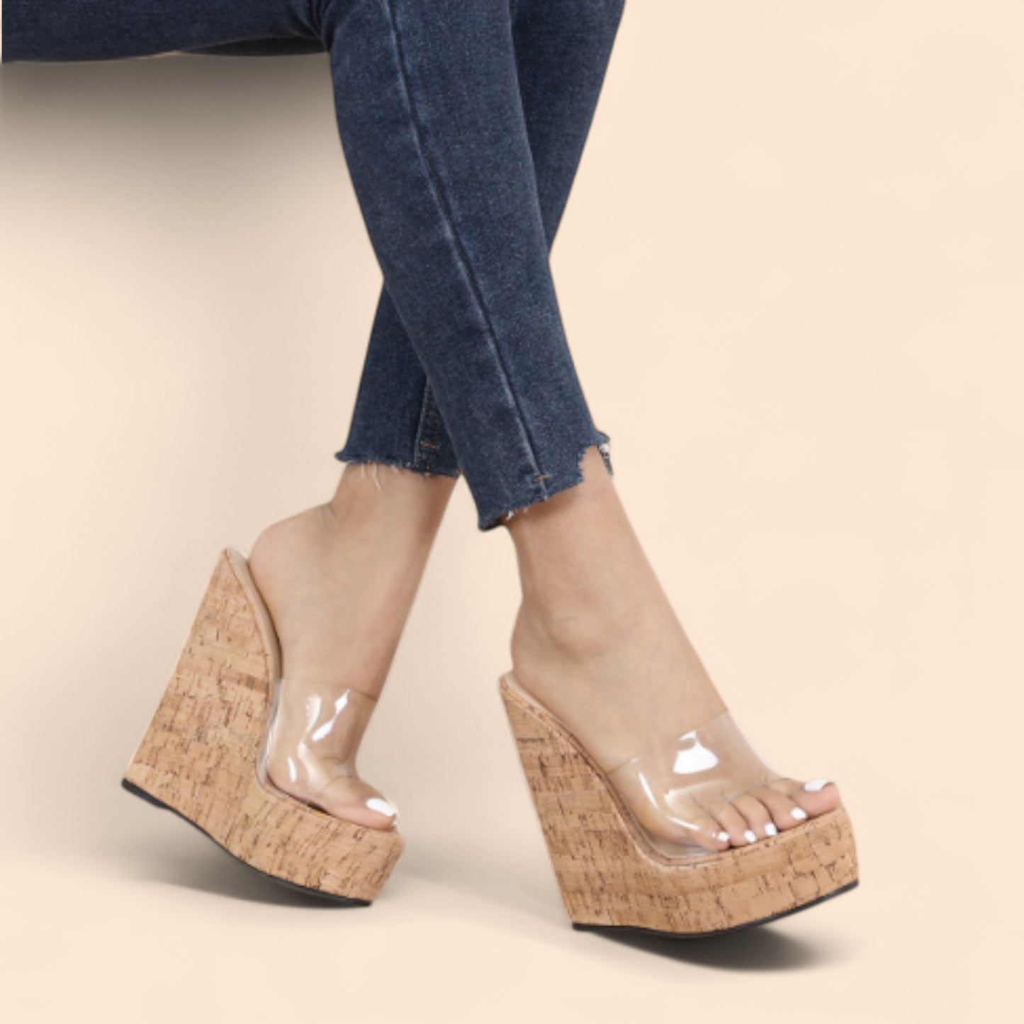 Sandalias Plataforma Beige Skyline Elegance
