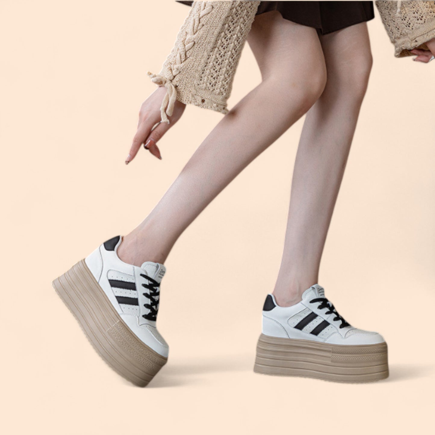 Zapatillas Negras Con Plataforma Euforia