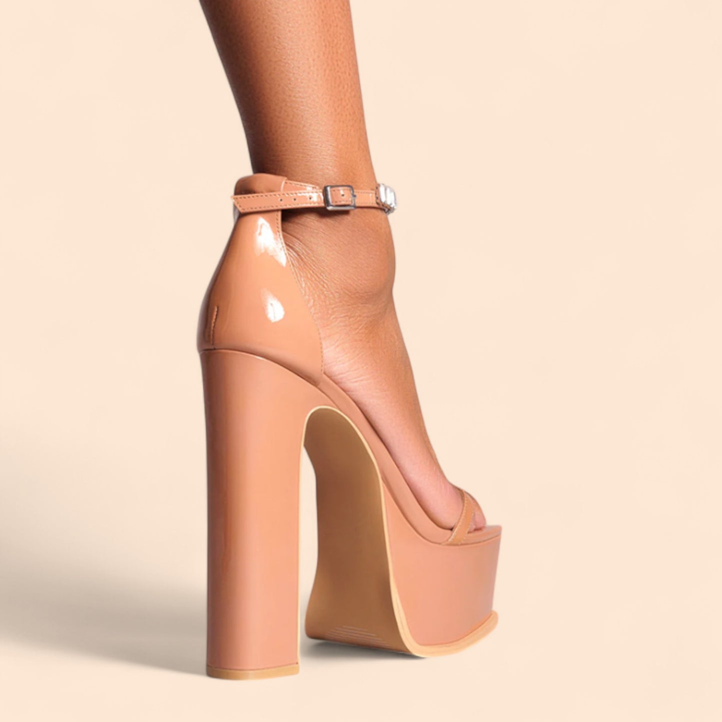 Sandalias Marrones Plataforma Canela Brillante