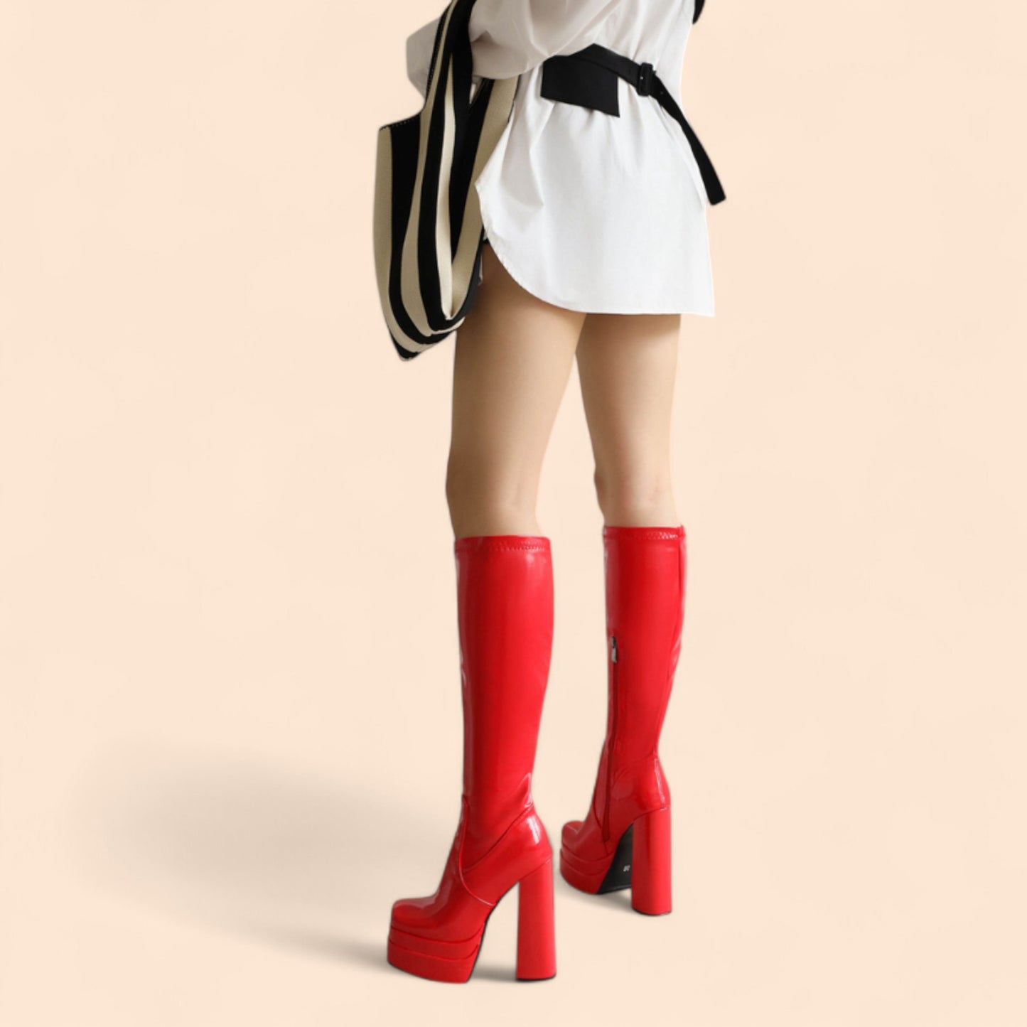 Botas Rojas con Plataforma Roja Fuego