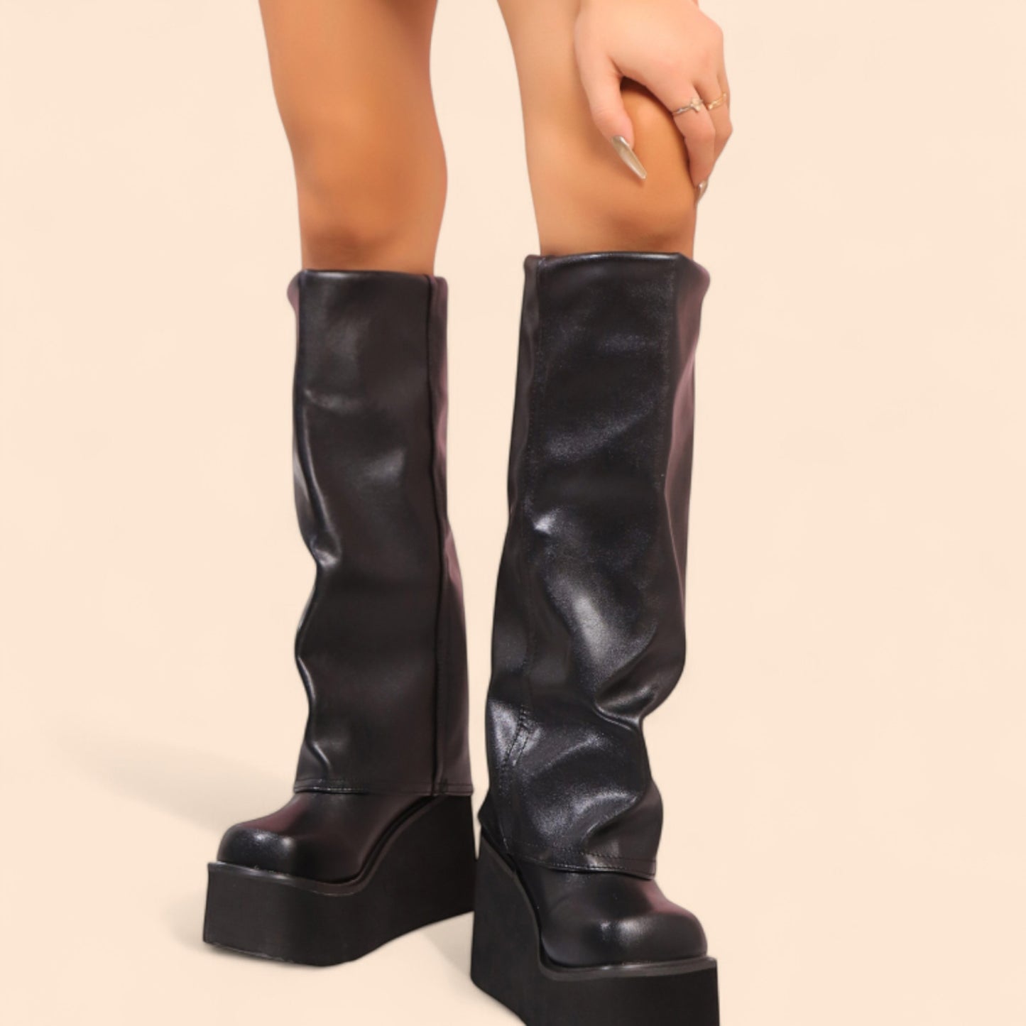 Botas Negras Plataforma Vega