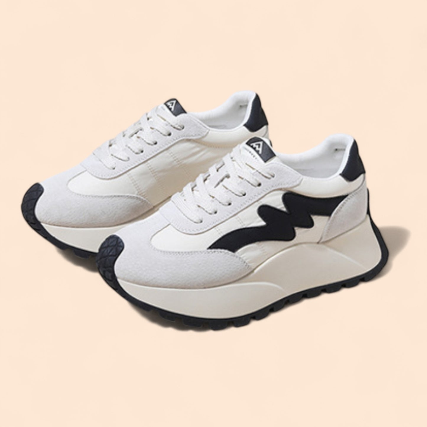 Zapatillas Negras Con Plataforma Viva