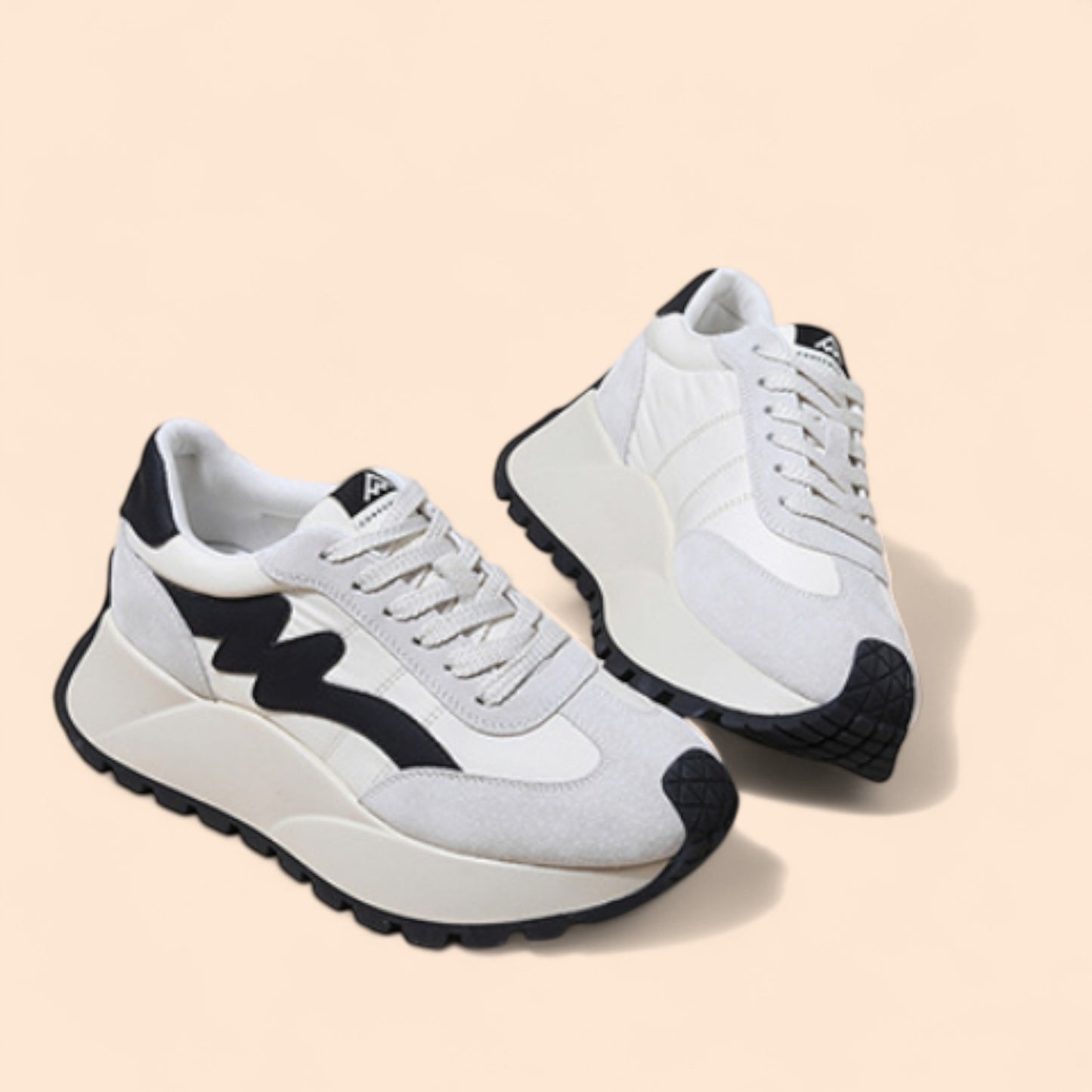 Zapatillas Negras Con Plataforma Viva