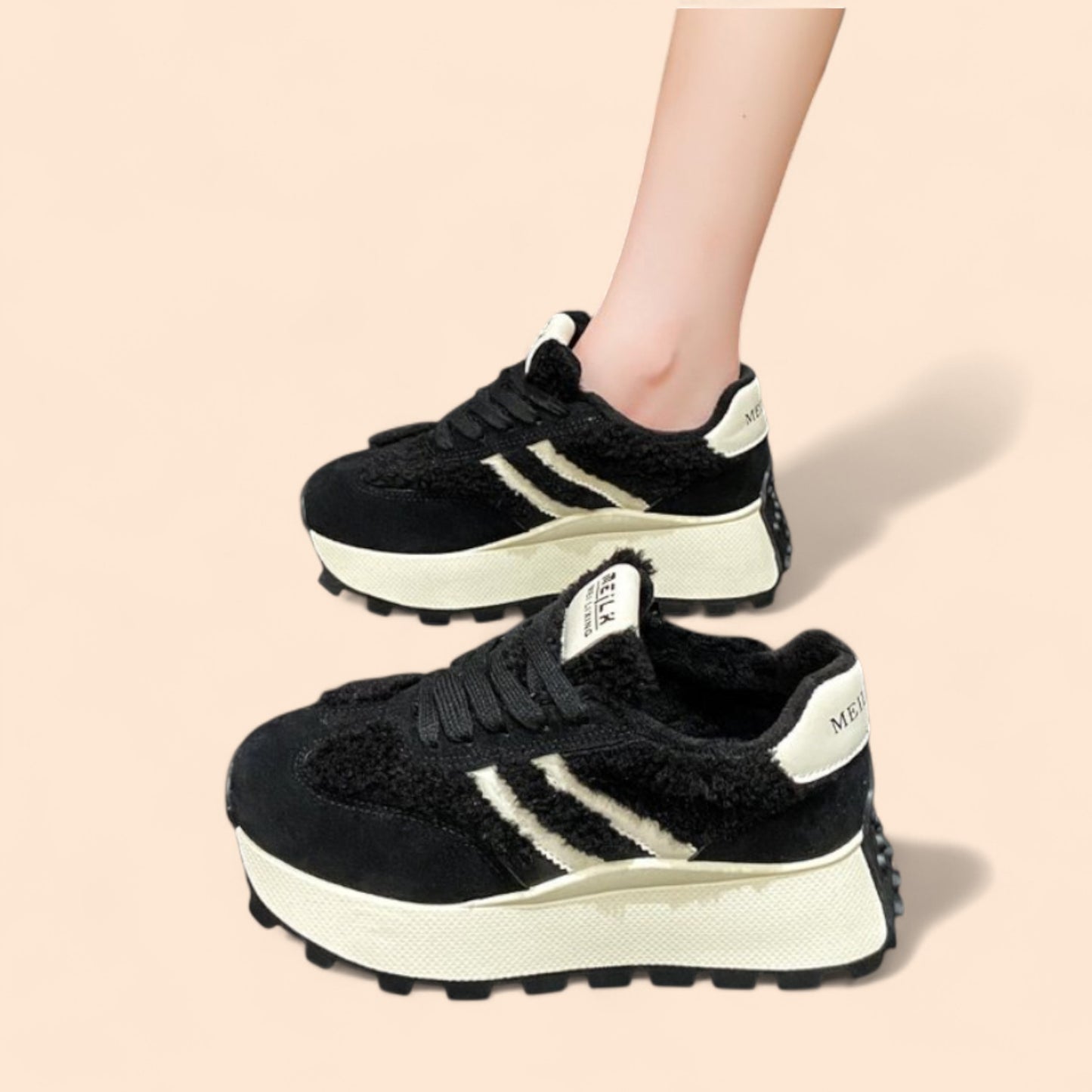 Zapatillas Negras Con Plataforma Nube 2